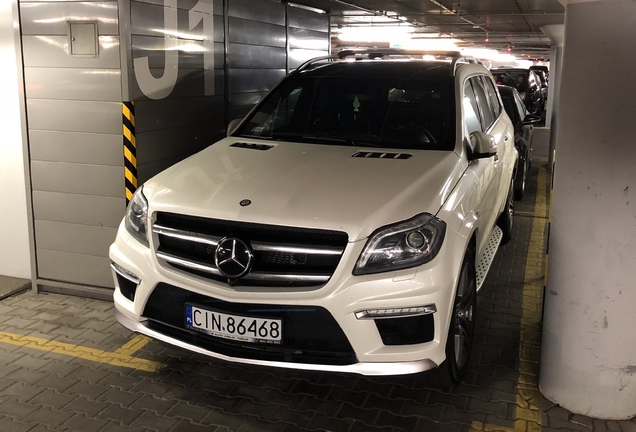 Mercedes-Benz GL 63 AMG X166