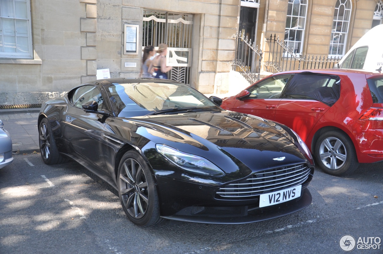 Aston Martin DB11