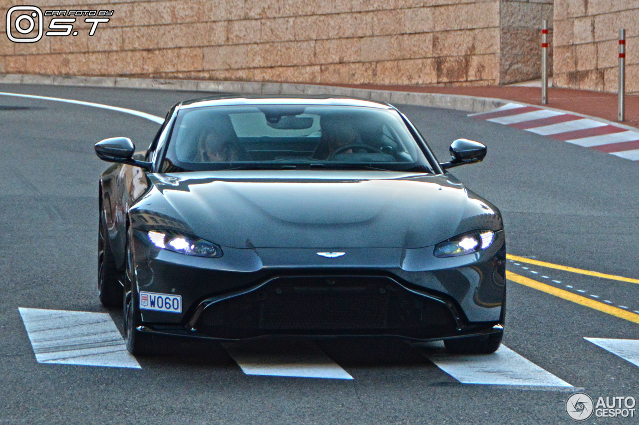 Aston Martin V8 Vantage 2018