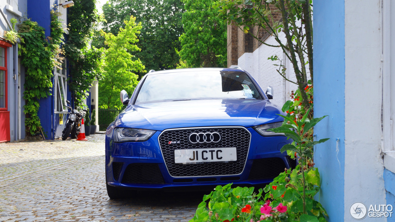 Audi RS4 Avant B8