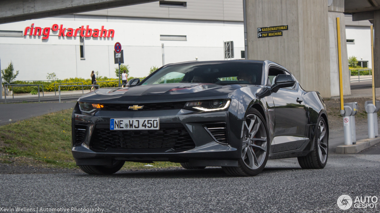 Chevrolet Camaro SS 2016 50th Anniversary