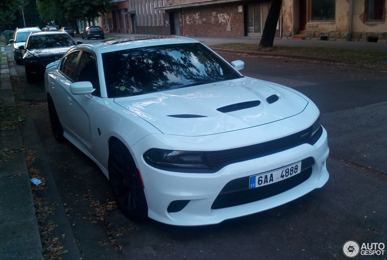 Dodge Charger SRT Hellcat