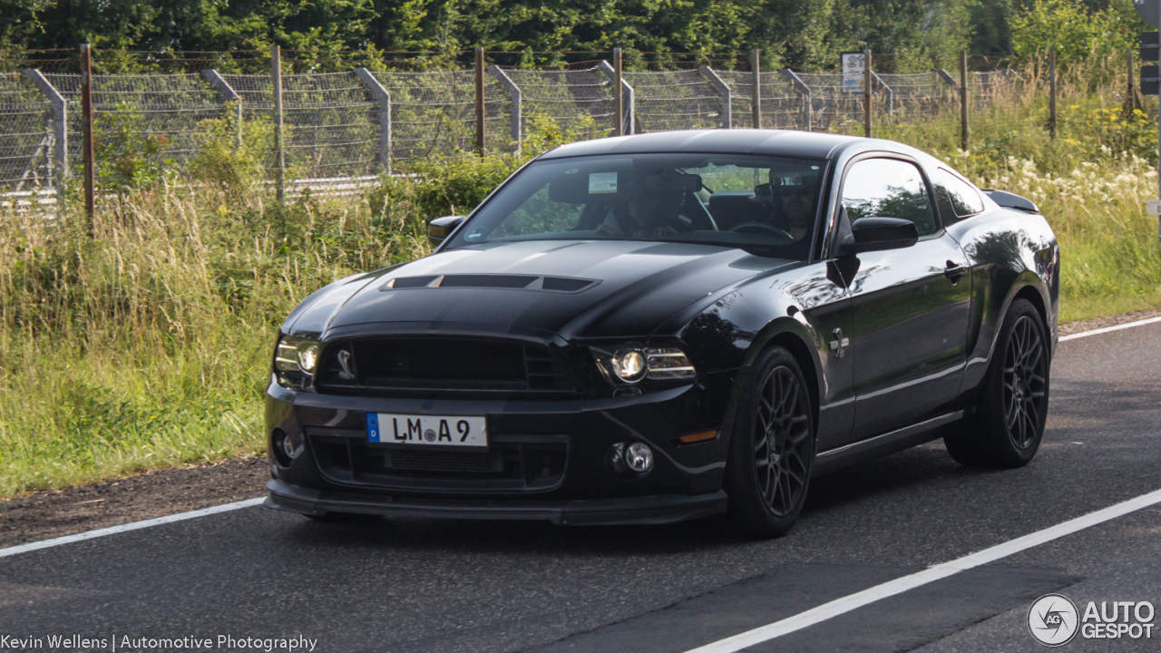 Ford Mustang Shelby GT500 2010