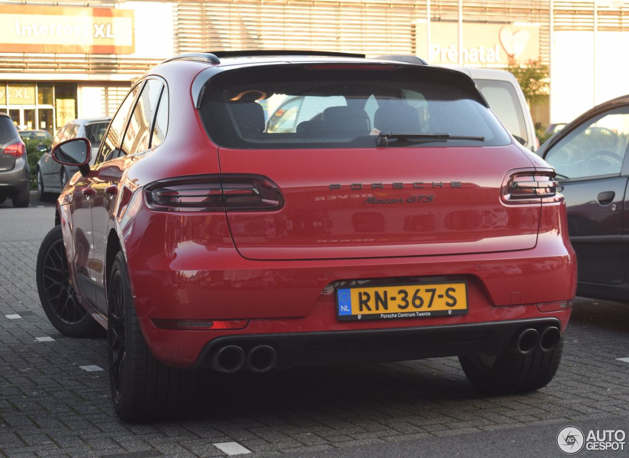 Porsche 95B Macan GTS