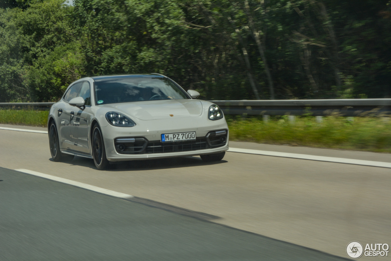 Porsche 971 Panamera Turbo Sport Turismo