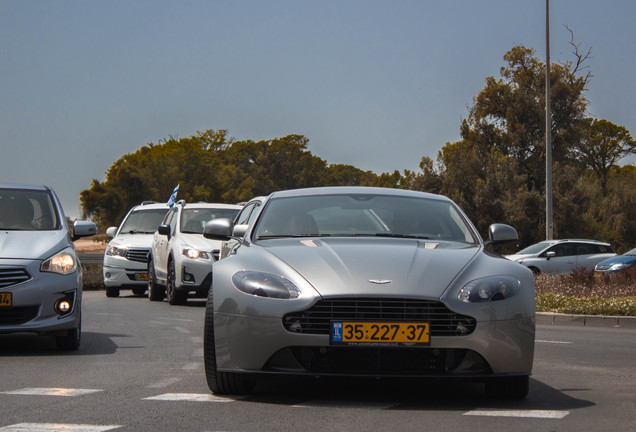 Aston Martin V8 Vantage S