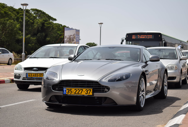 Aston Martin V8 Vantage S