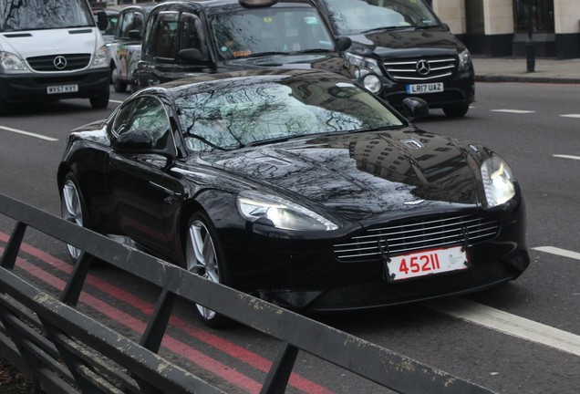 Aston Martin Virage 2011