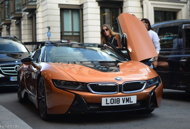 BMW i8 Roadster First Edition