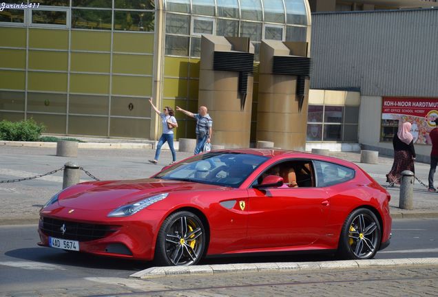 Ferrari FF