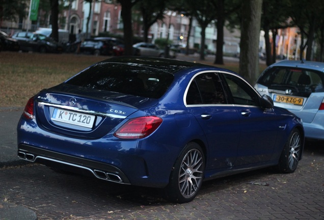 Mercedes-AMG C 63 S W205