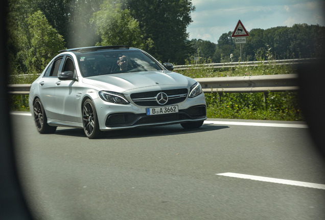 Mercedes-AMG C 63 S W205