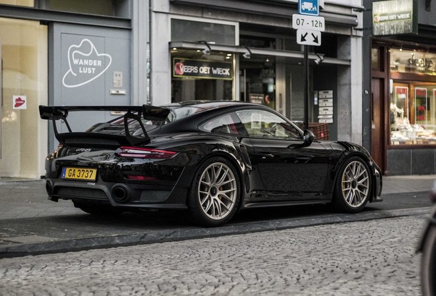 Porsche 991 GT2 RS Weissach Package