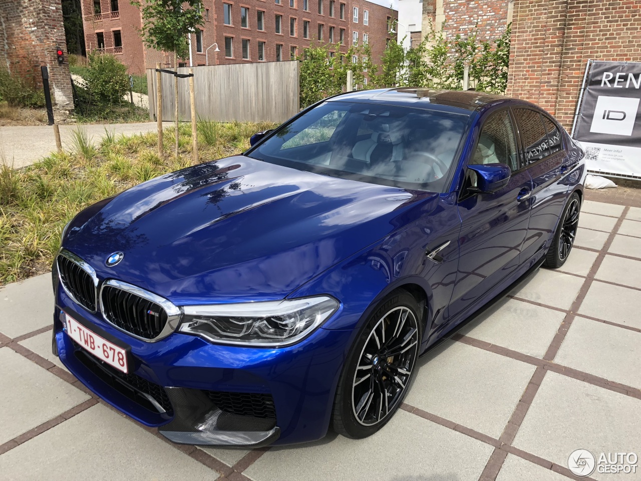 BMW M5 F90