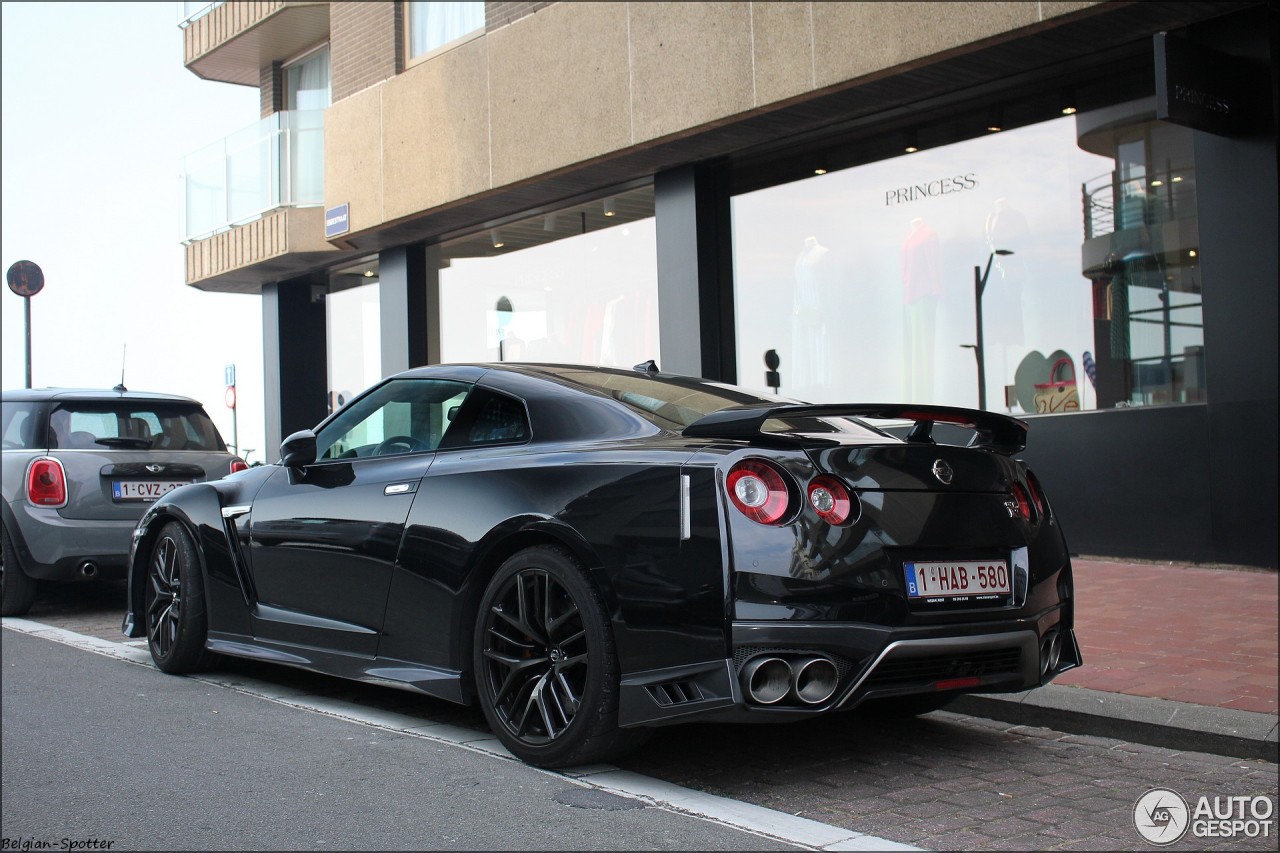 Nissan GT-R 2017