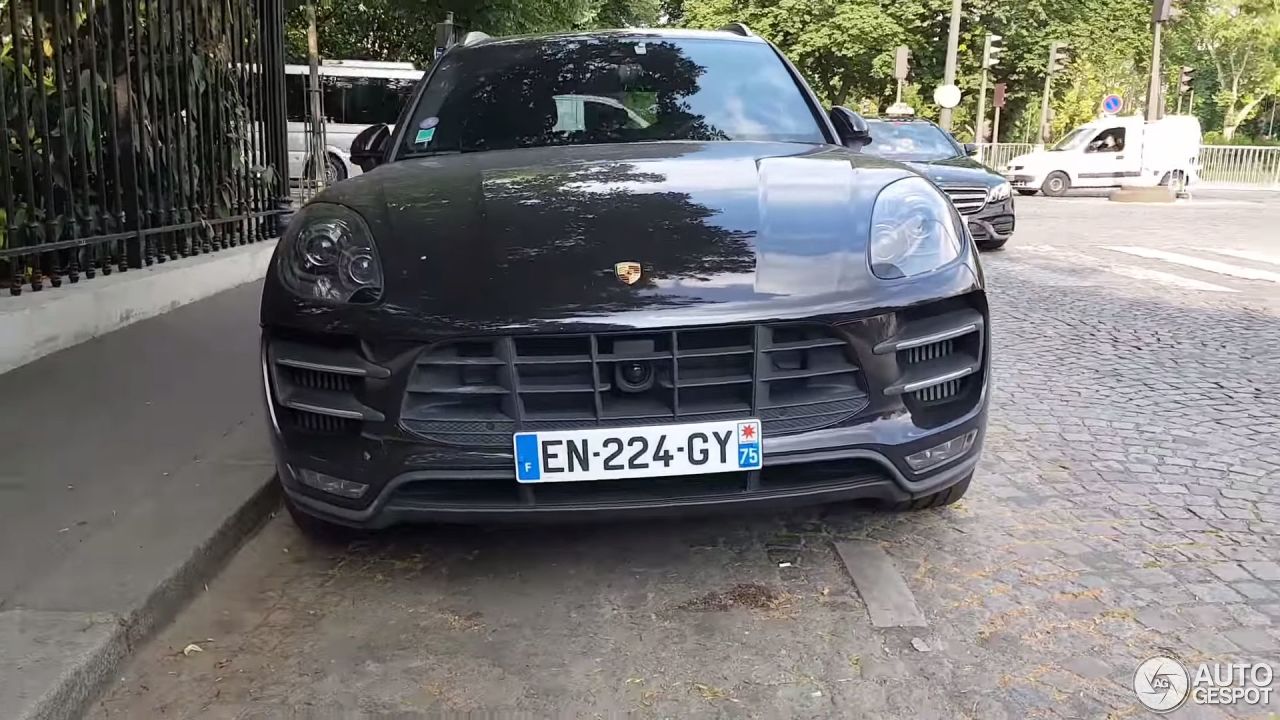 Porsche 95B Macan Turbo