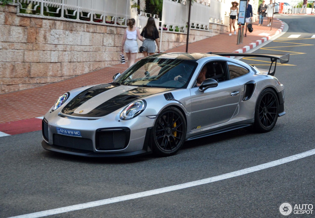 Porsche 991 GT2 RS Weissach Package