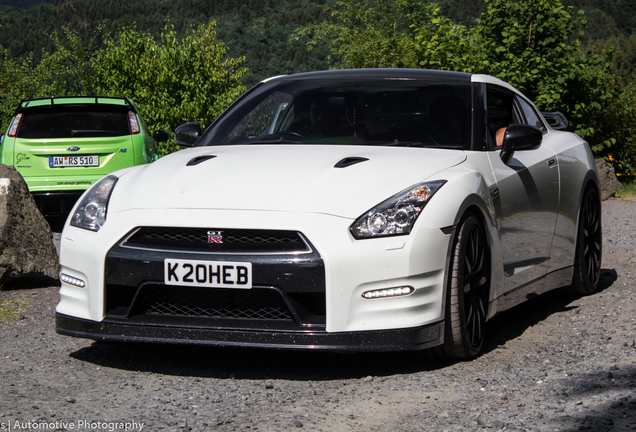 Nissan GT-R 2011