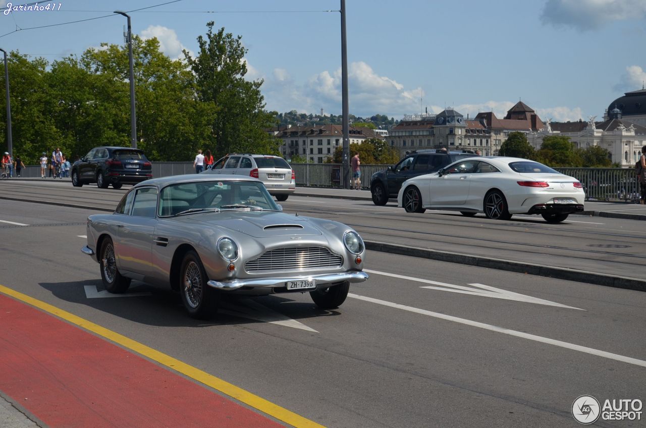 Aston Martin DB4 Series V