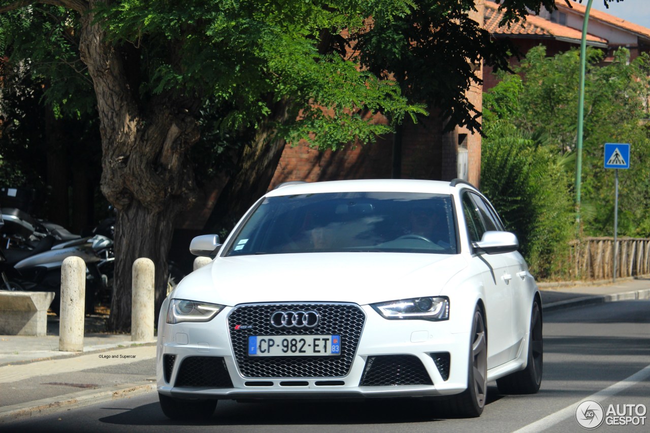 Audi RS4 Avant B8