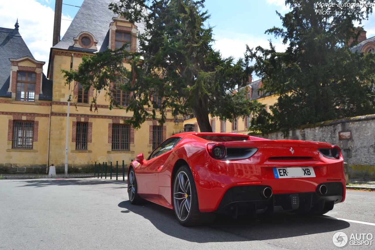 Ferrari 488 Spider