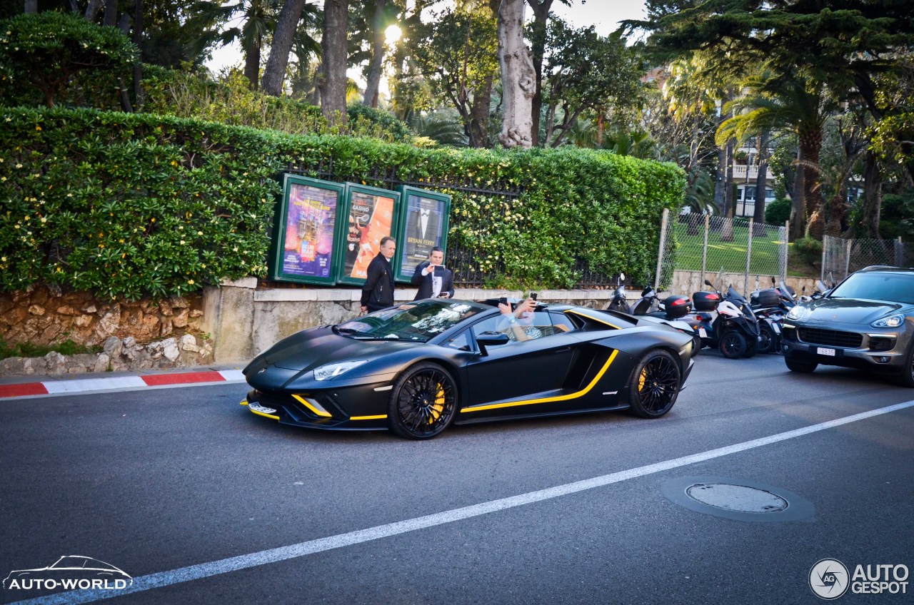 Lamborghini Aventador S LP740-4 Roadster