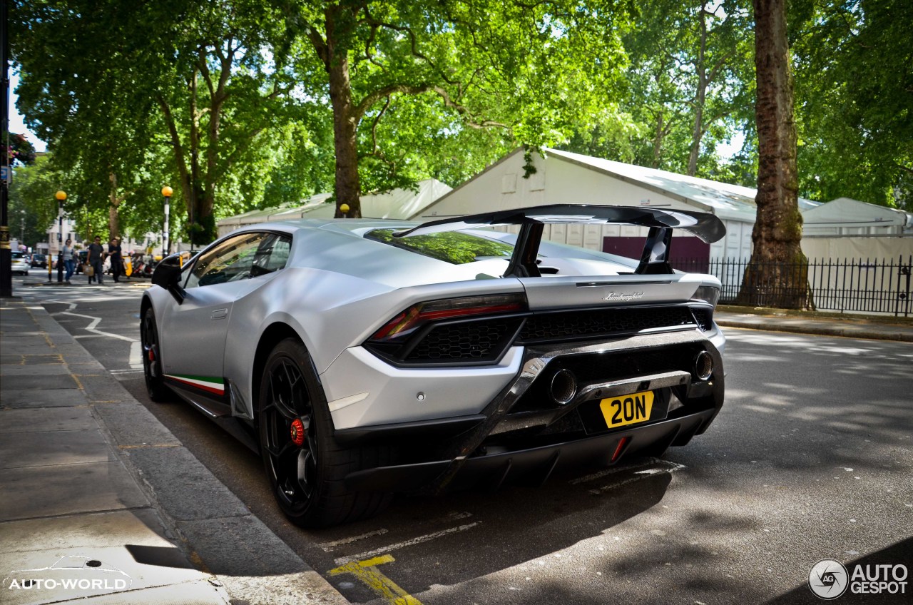 Lamborghini Huracán LP640-4 Performante