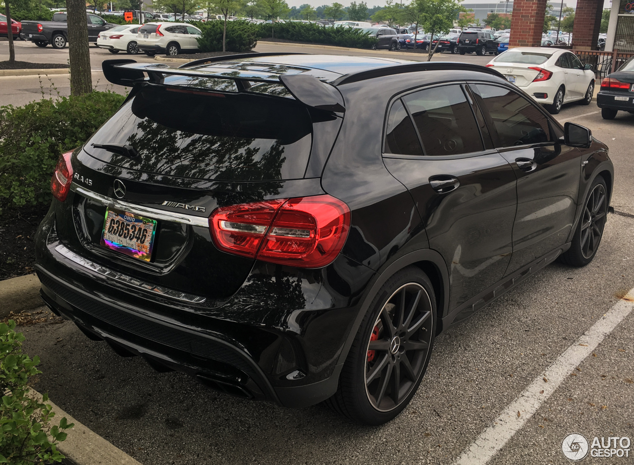 Mercedes-Benz GLA 45 AMG X156