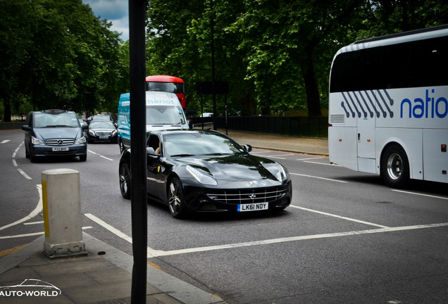 Ferrari FF