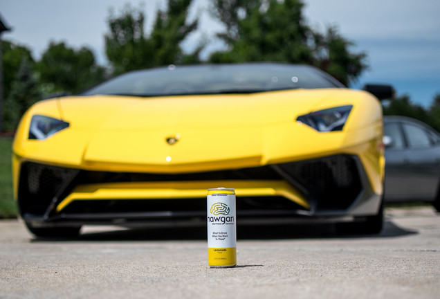 Lamborghini Aventador LP750-4 SuperVeloce Roadster