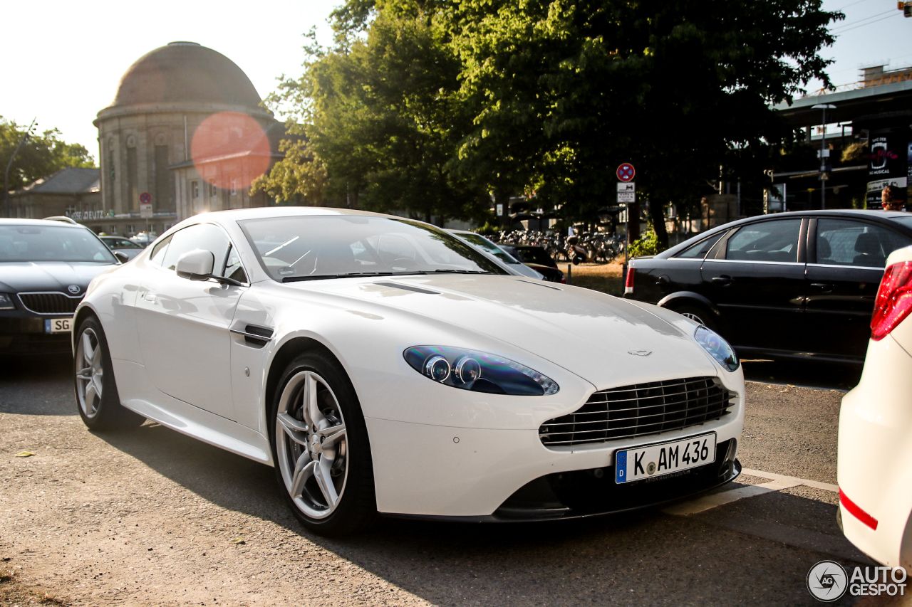 Aston Martin V8 Vantage S