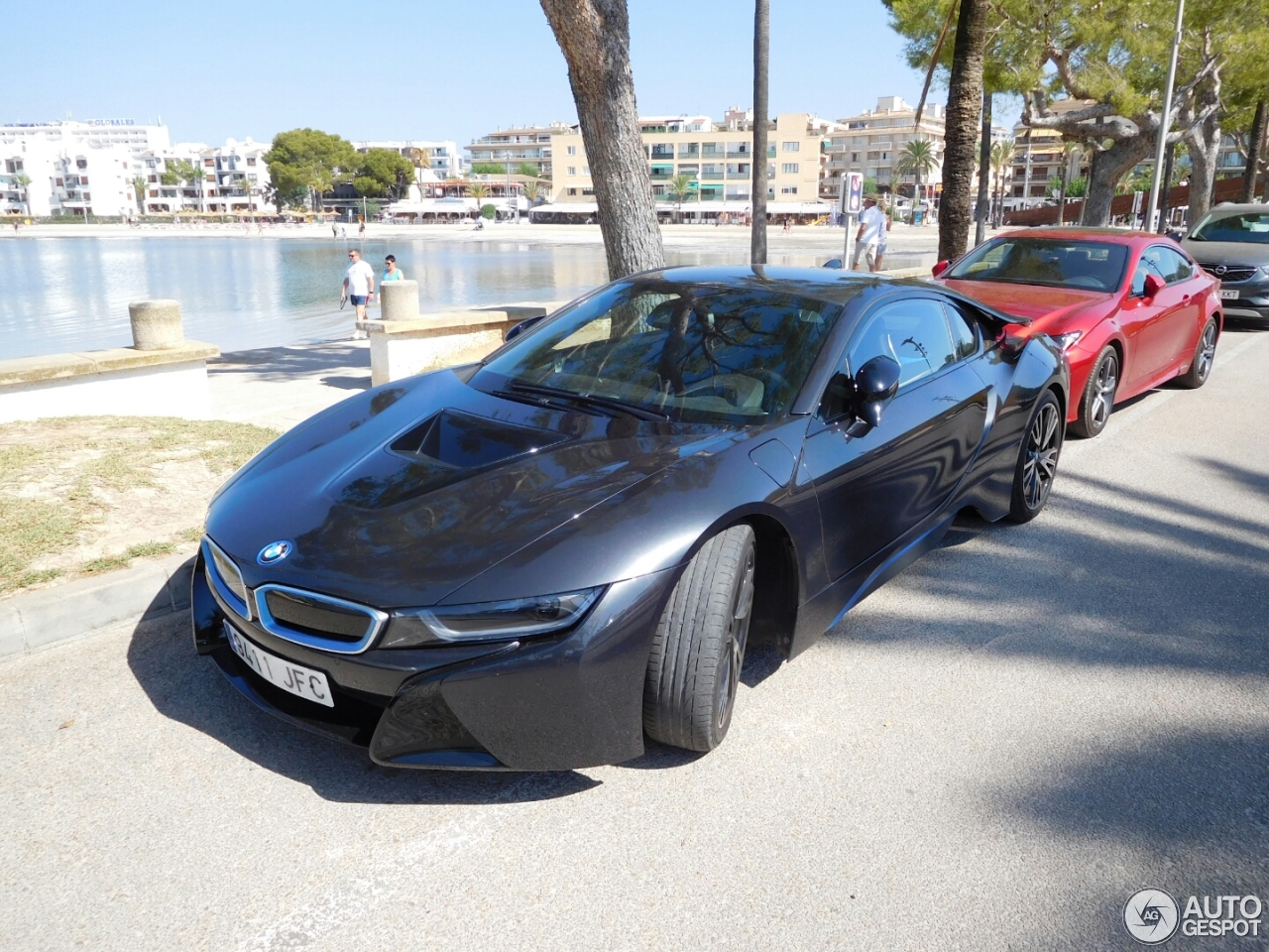 BMW i8