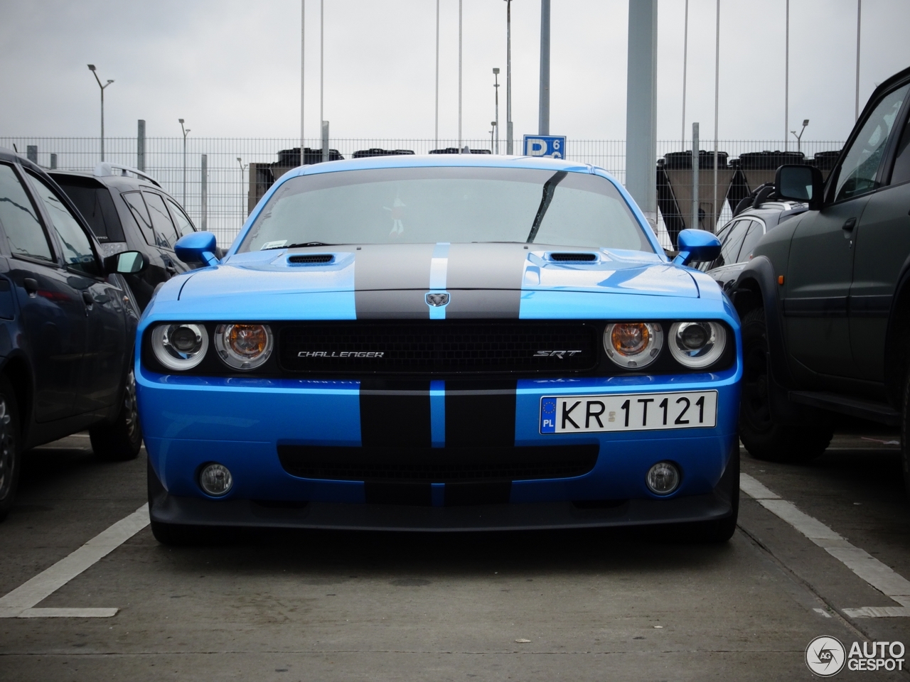 Dodge Challenger SRT-8