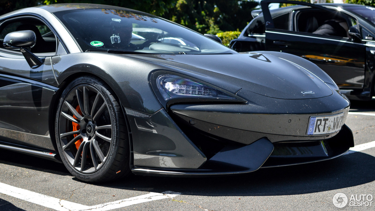 McLaren 570S