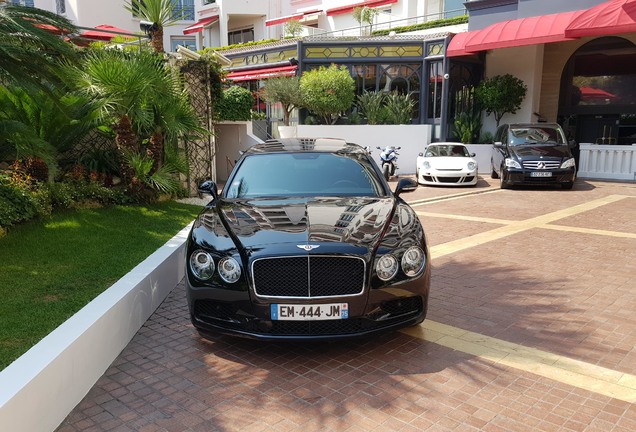 Bentley Flying Spur V8 S