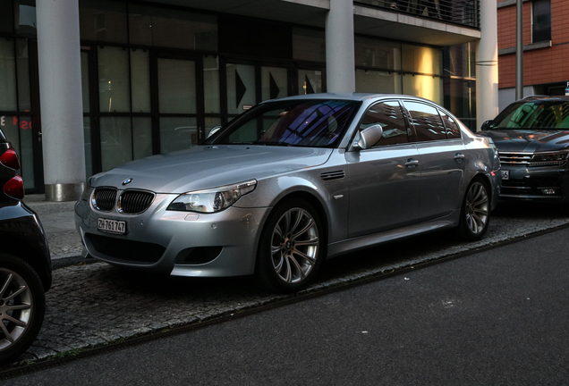 BMW M5 E60 2005