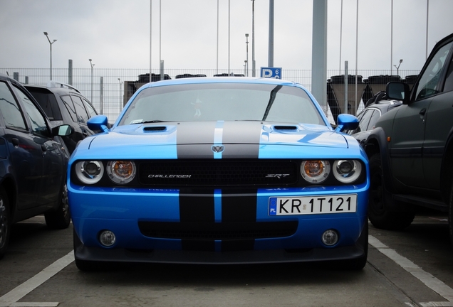 Dodge Challenger SRT-8