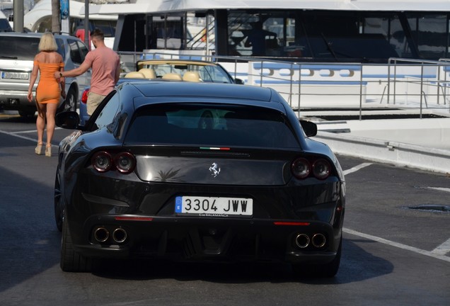 Ferrari GTC4Lusso