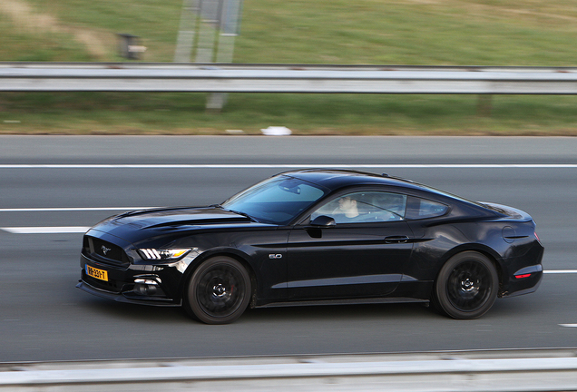 Ford Mustang GT 2015