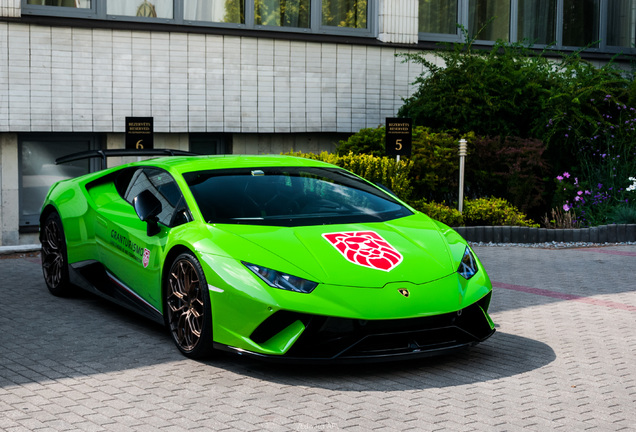 Lamborghini Huracán LP640-4 Performante