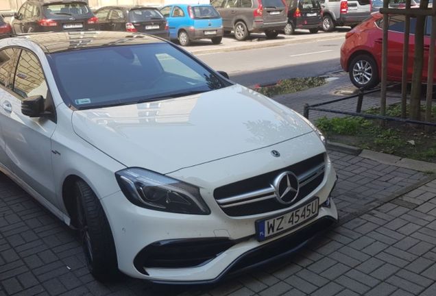 Mercedes-AMG A 45 W176 2015