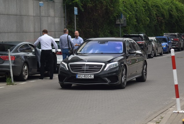 Mercedes-AMG S 63 V222