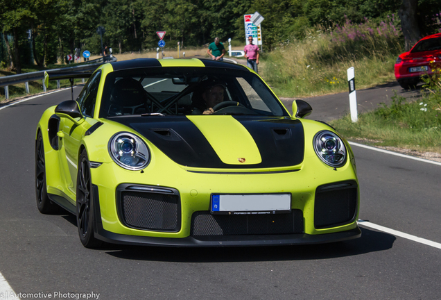 Porsche 991 GT2 RS Weissach Package