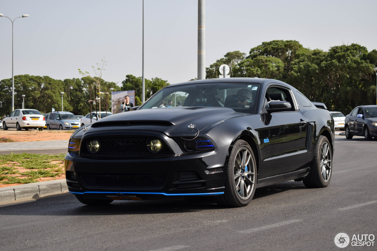 Ford Mustang GT 2013