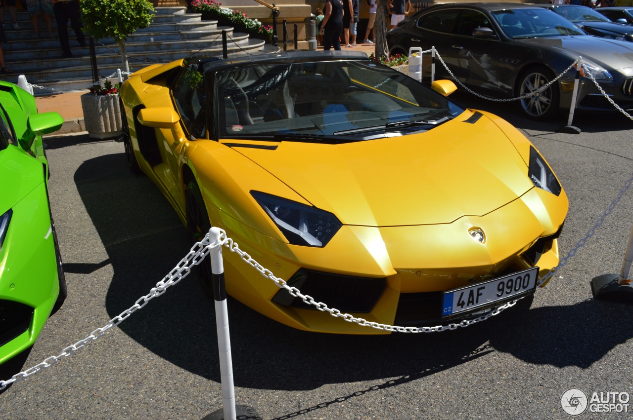 Lamborghini Aventador LP700-4 Roadster