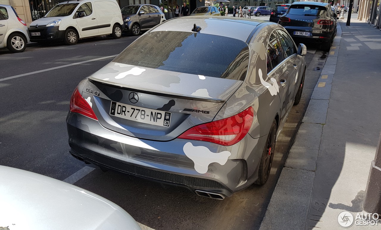 Mercedes-Benz CLA 45 AMG C117