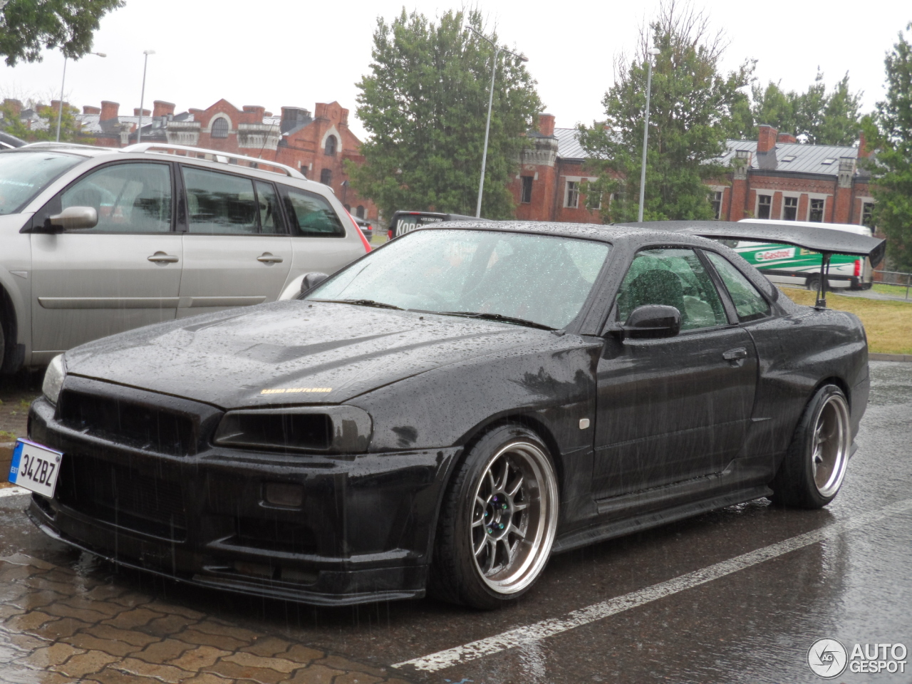 Nissan Skyline R34 GT-R