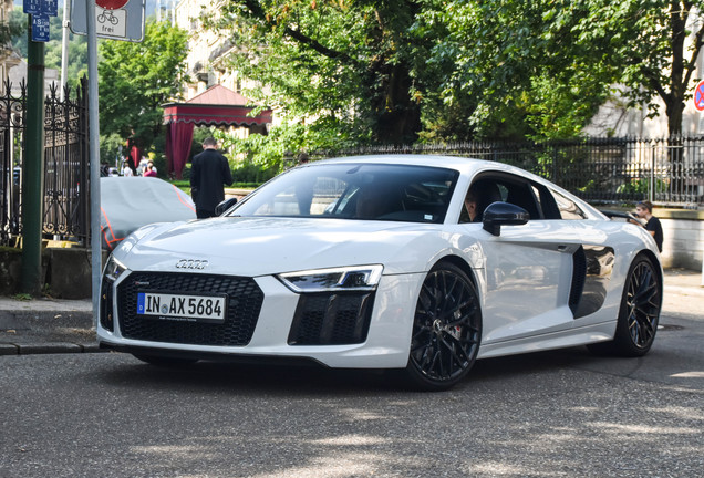 Audi R8 V10 Plus 2015