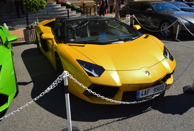 Lamborghini Aventador LP700-4 Roadster