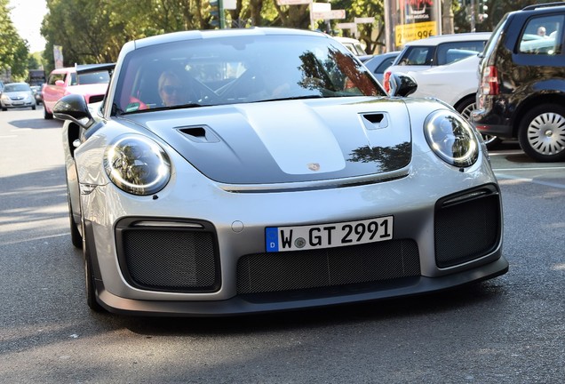 Porsche 991 GT2 RS Weissach Package